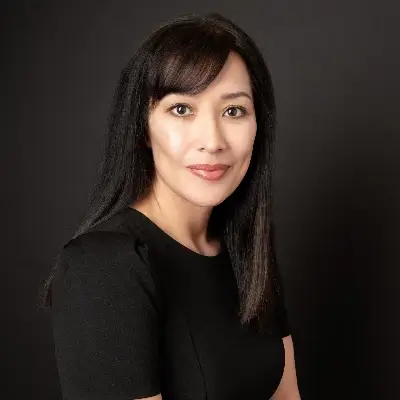 Mayra Robledo Loan Officer